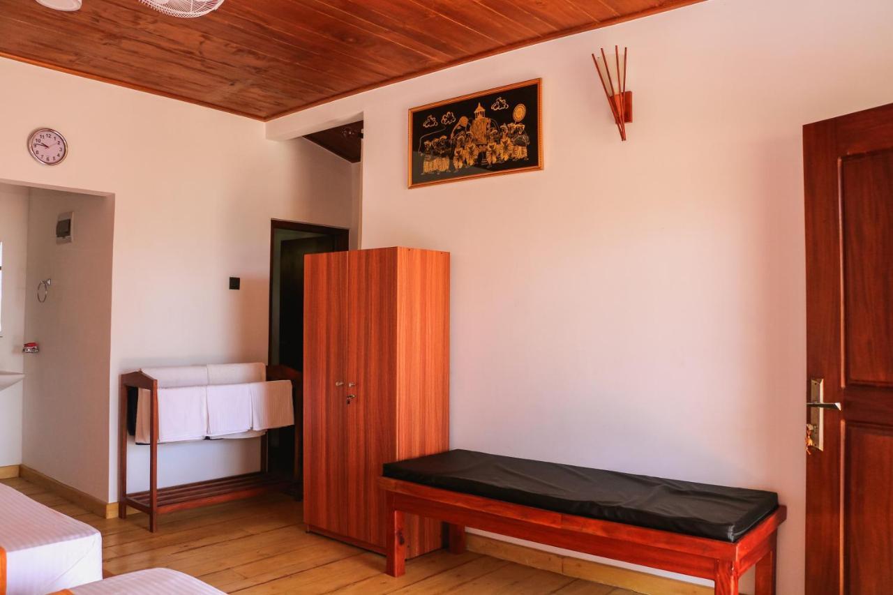 Hotel ANB Surf View Tangalle Exterior foto