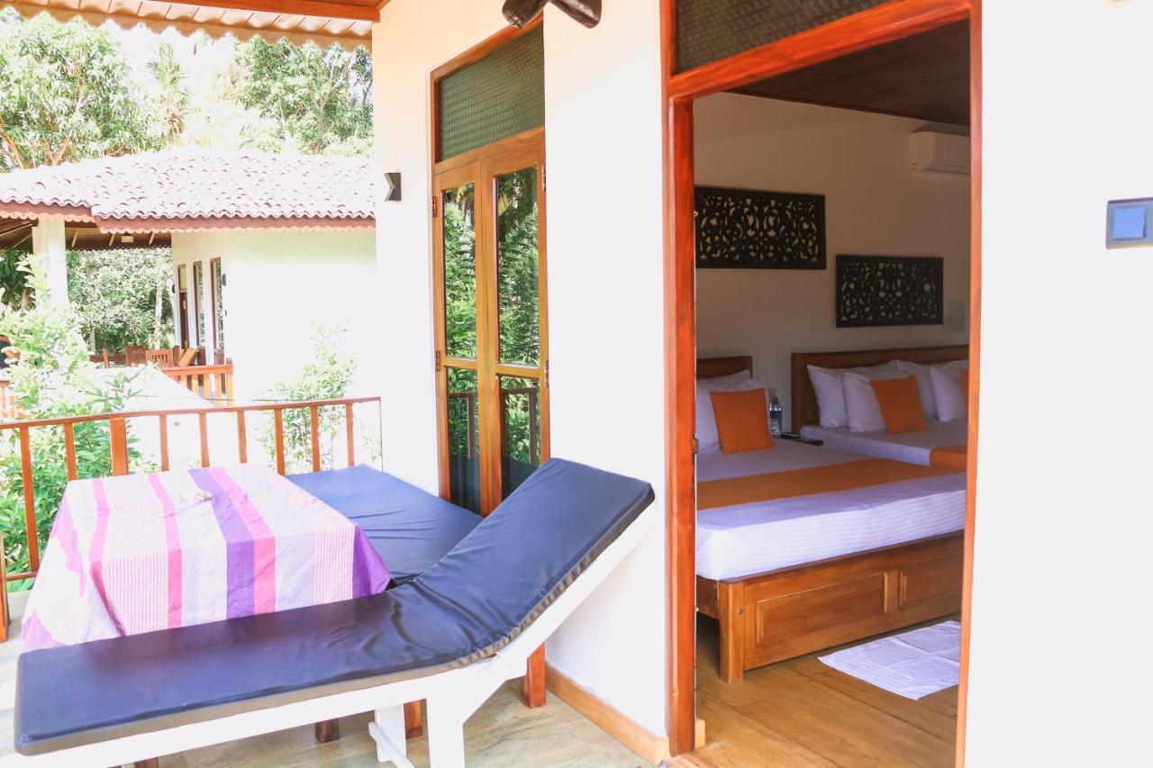 Hotel ANB Surf View Tangalle Exterior foto